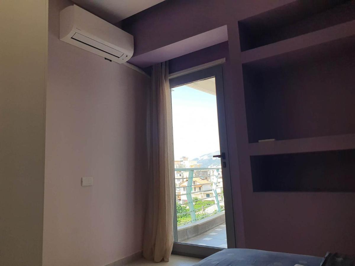 Mountain Meets Sea-Spectacular View In Orikum Apartment Ngoại thất bức ảnh