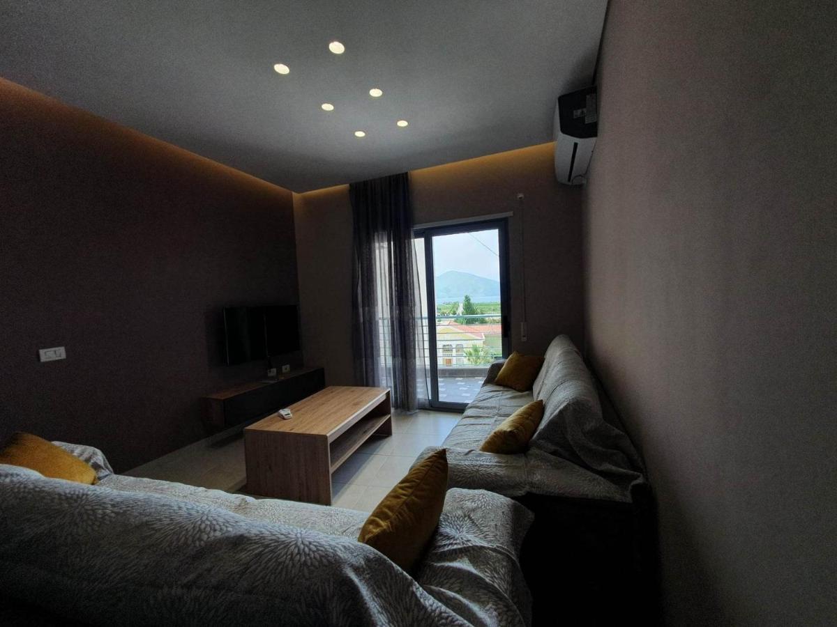 Mountain Meets Sea-Spectacular View In Orikum Apartment Ngoại thất bức ảnh