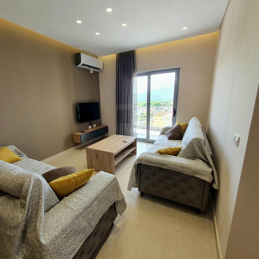 Mountain Meets Sea-Spectacular View In Orikum Apartment Ngoại thất bức ảnh