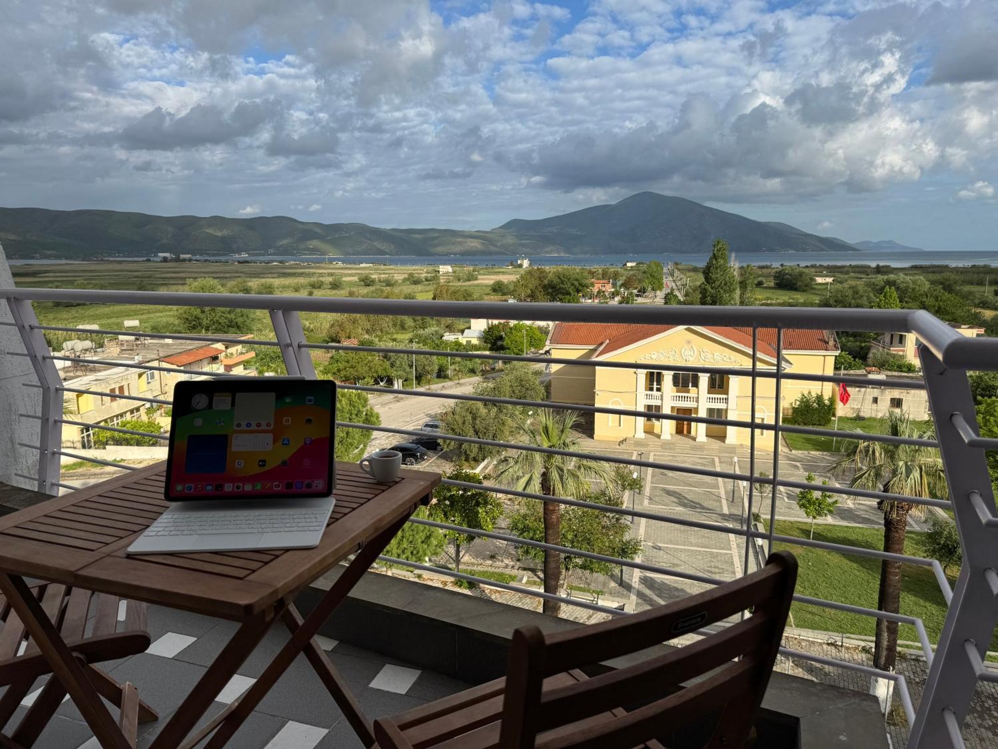 Mountain Meets Sea-Spectacular View In Orikum Apartment Ngoại thất bức ảnh